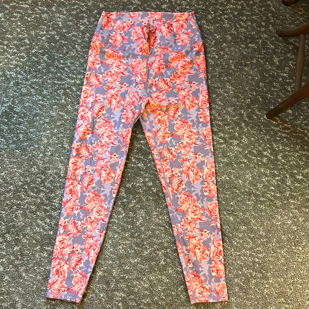 Demi Lovato for Fabletics Leggings